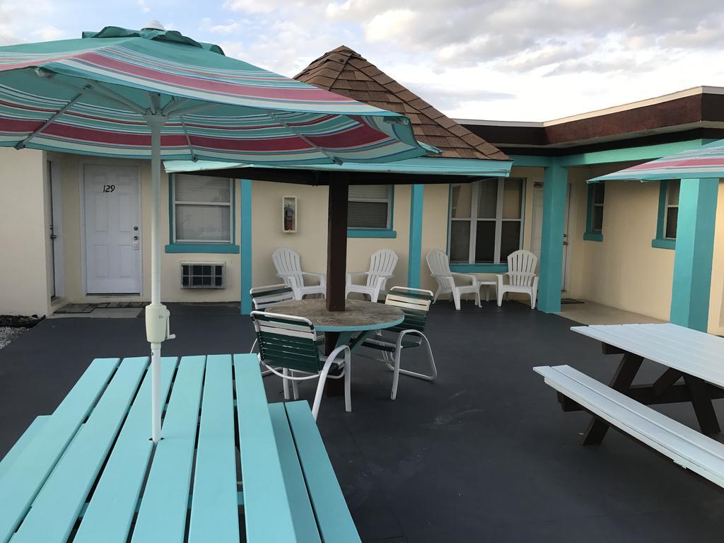 Island Cay At Clearwater Beach Hotel Exterior photo